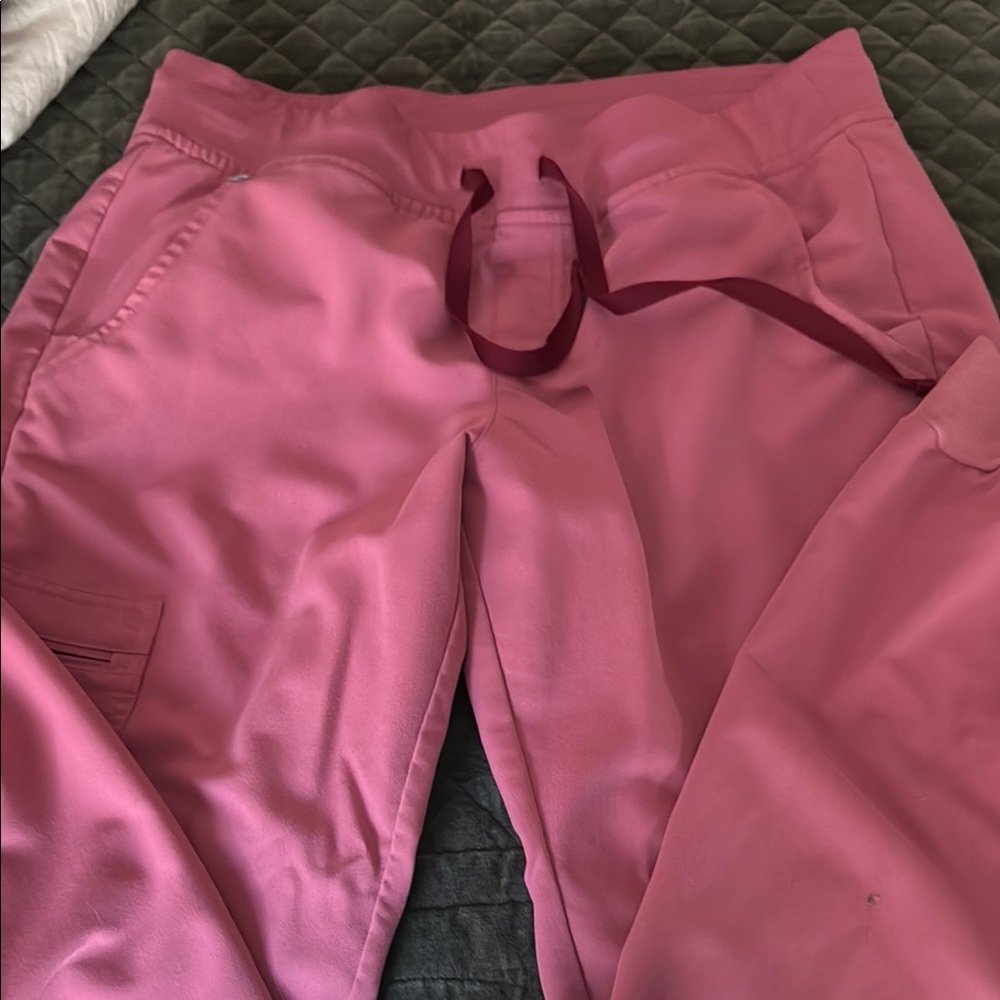 Figs Mauve scrub joggers Pants